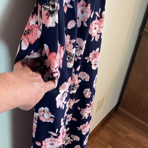 SALE❗️Band of Gypsies Women’s Large Navy Pink White Floral Spaghetti strap Dress - Picture 15 of 17